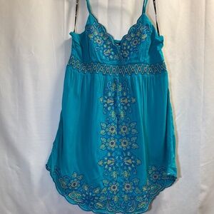 Forever 21 Tunic embroidered